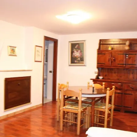 Holiday home Il Casale Dei Giua *